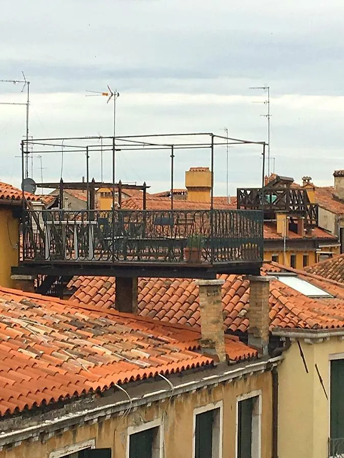 Ca Rugarialto Apartment Venice